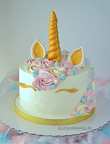 tort jednorożec, unicorn cake, tort dla dziecka, tort z rogami i uszami, tort urodzinowy, krem oreo, mus wiśniowy, tort z grzywą,