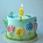 tort urodzinowy, tort dla dziewczynki, tort dla dziecka, tort z kwiatami, krem maślany z mascarpone, tort z motylkami,
