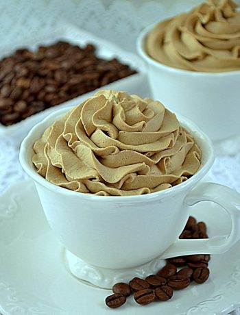 krem kawowy, krem z kawą, krem o smaku kawy, krem z kawą rozpuszczalną,