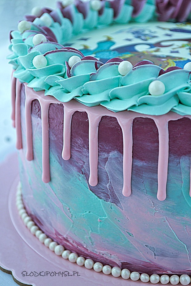 jak zrobić kolorowy drip, różowy drip, kolorowy drip na tort, kolorowa polewa do tortu,
